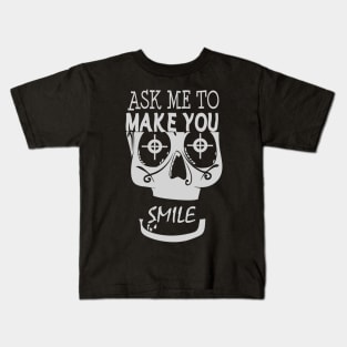 ask me to make you smile skull Kids T-Shirt